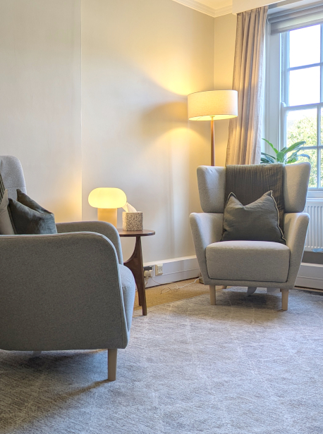 room-c-two-armchairs-cropped-610-h